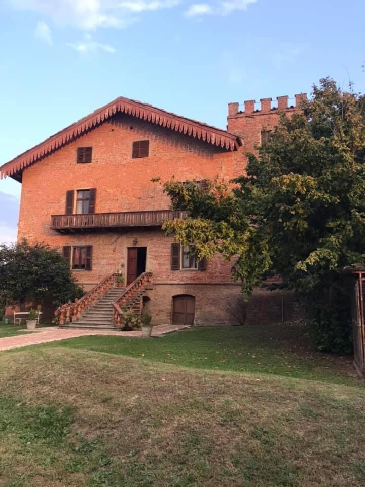 הוילה Castello Stella Vaglio Serra מראה חיצוני תמונה