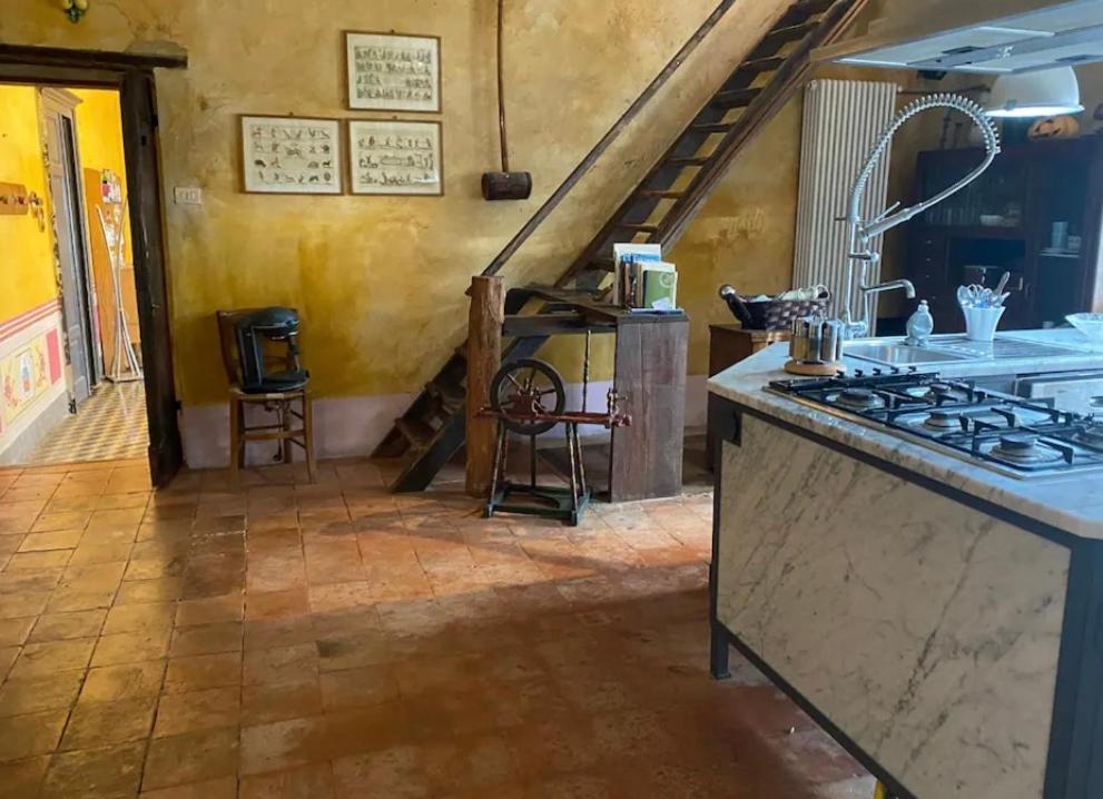 הוילה Castello Stella Vaglio Serra מראה חיצוני תמונה